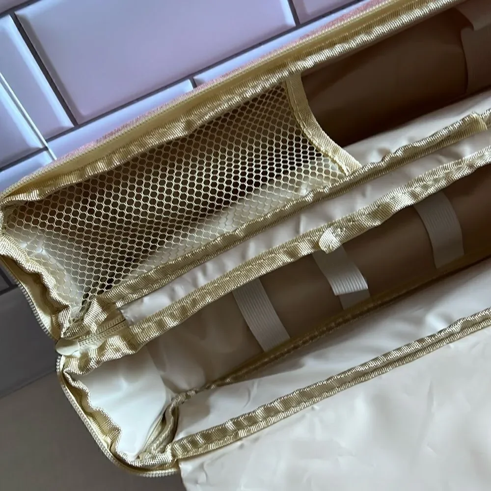 Wine cooler in Peach zipper bag
